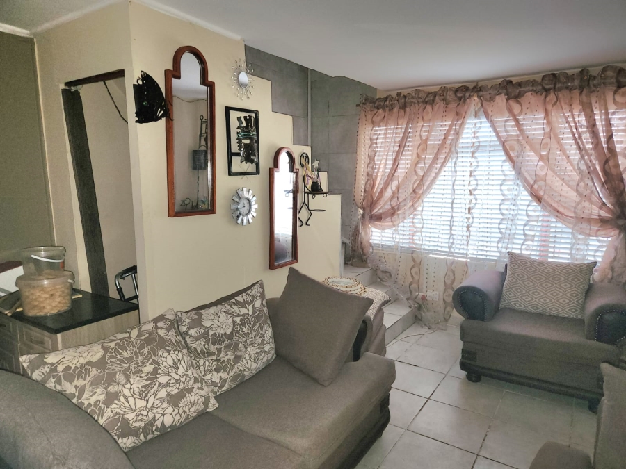 5 Bedroom Property for Sale in Dana Bay Western Cape